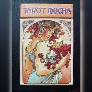 Tarot Mucha - Tarot Deck
